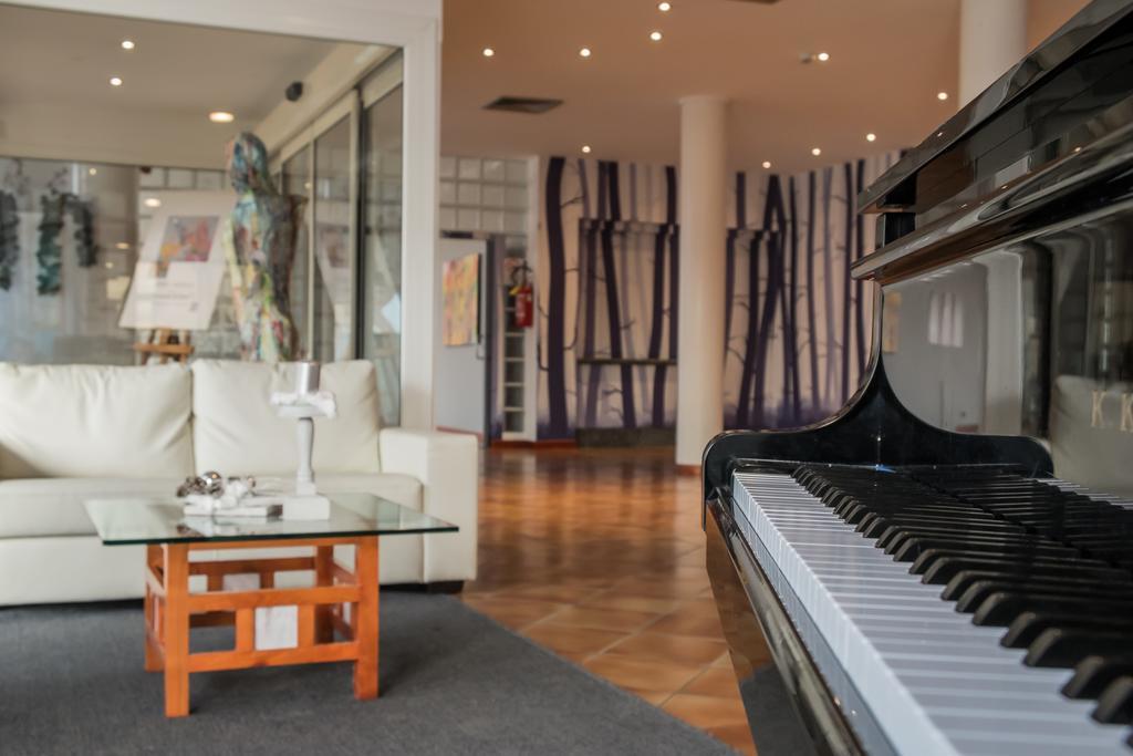 Roero Park Hotel Sommariva Perno Екстер'єр фото